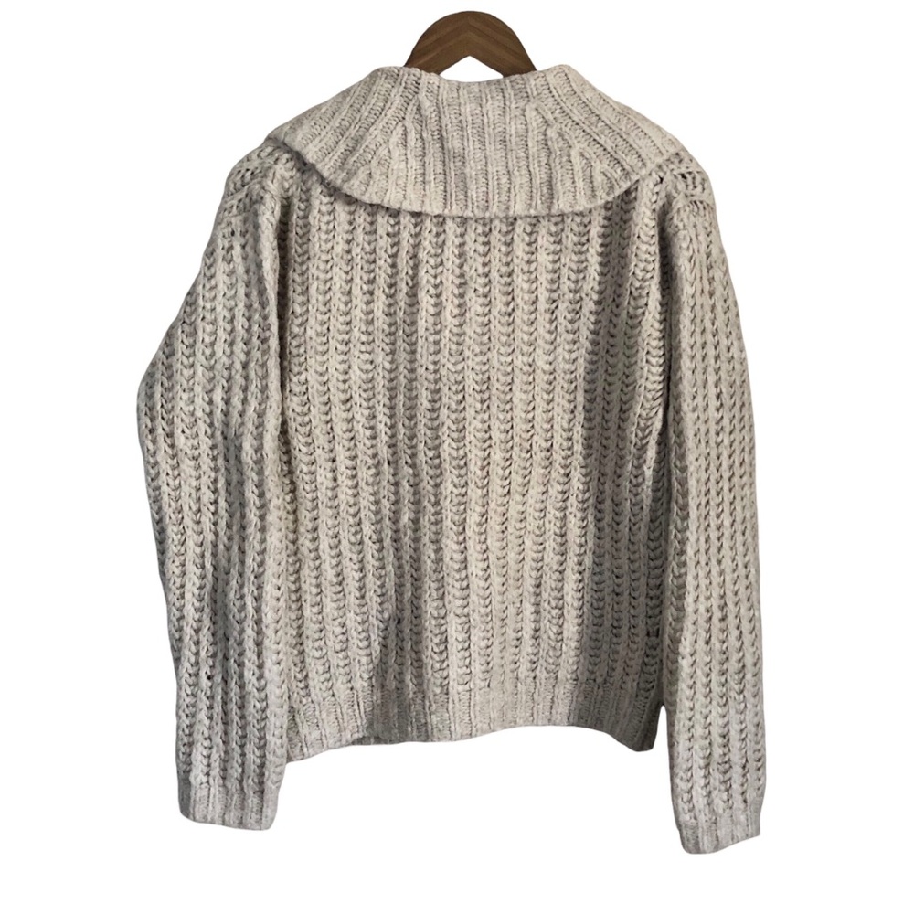 Pilcro Anthro Smile Daisy Flower Wide Knit Oatmeal Cardigan - Picture 3 of 8